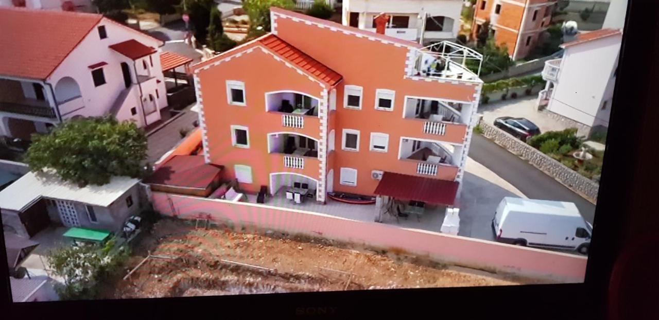 Apartments Vugica Silo Екстер'єр фото