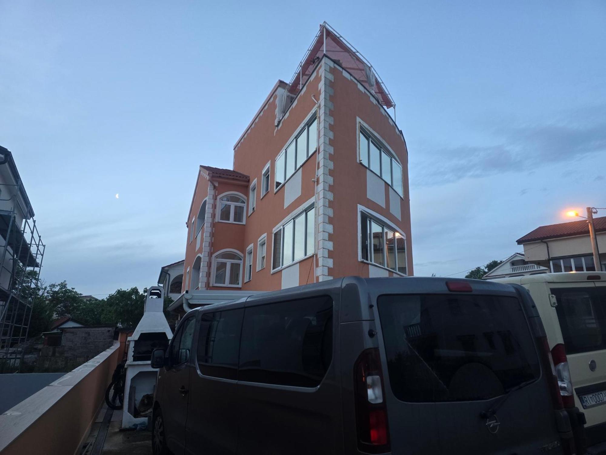 Apartments Vugica Silo Екстер'єр фото