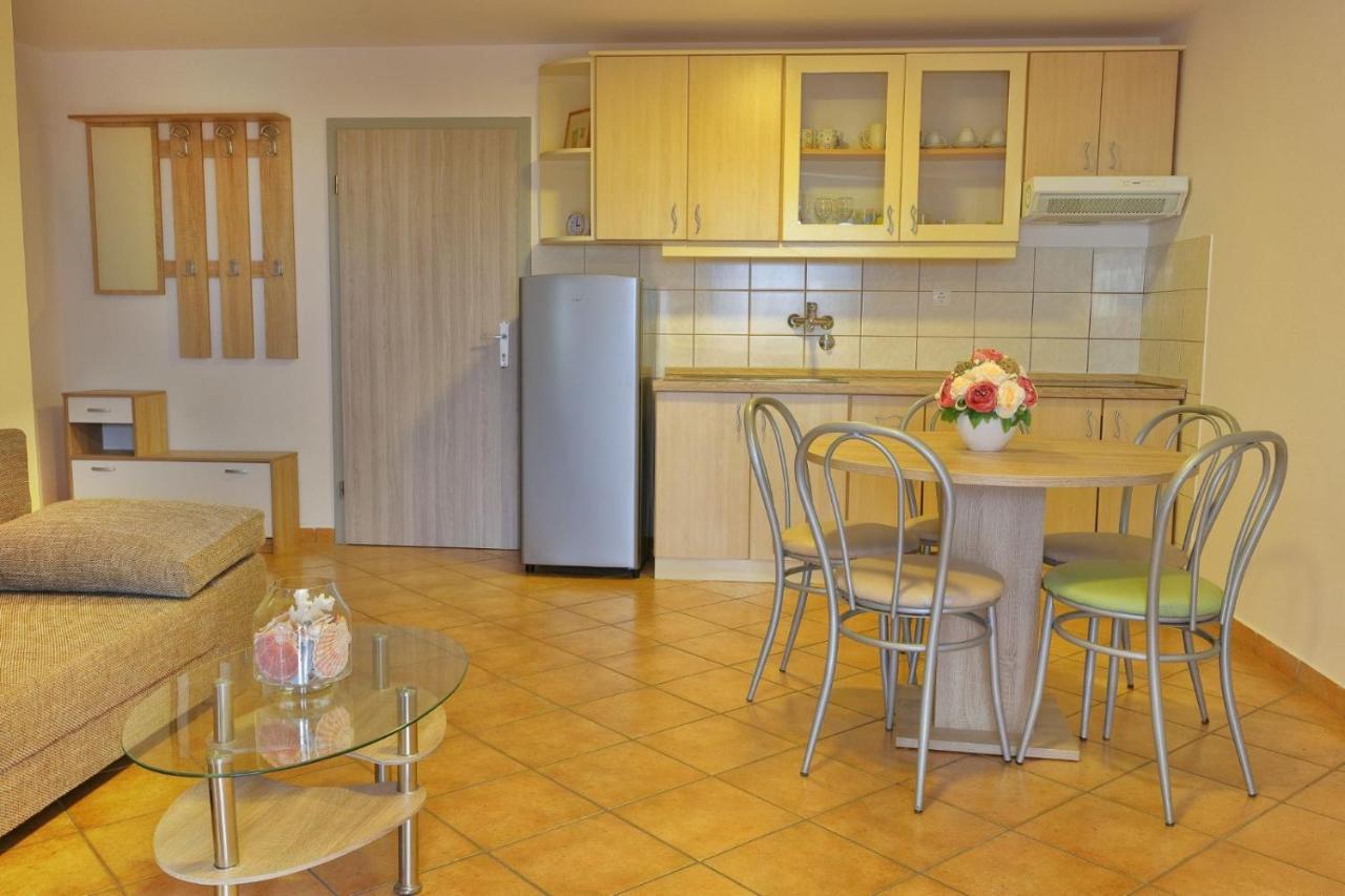 Apartments Vugica Silo Екстер'єр фото
