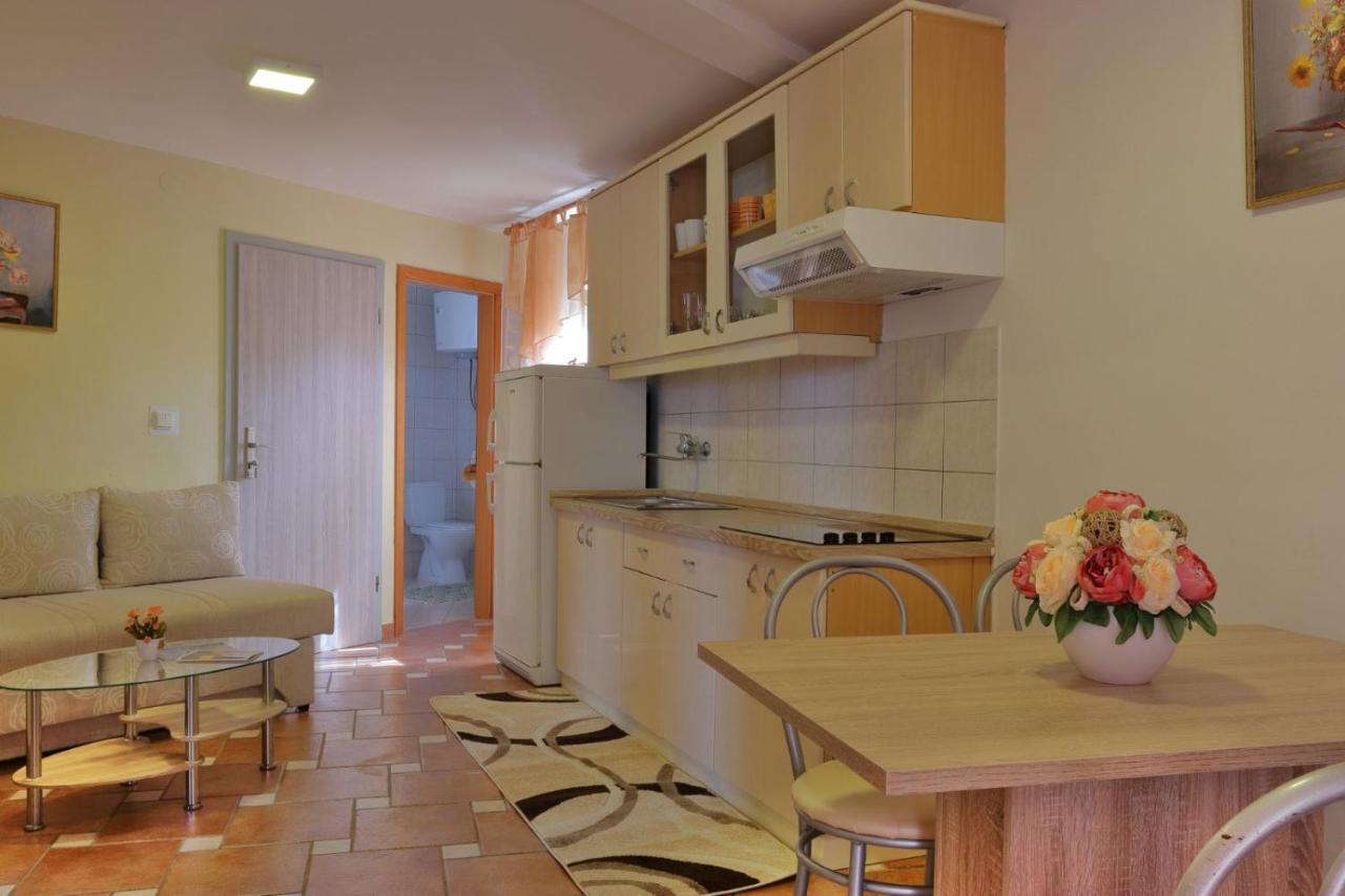Apartments Vugica Silo Екстер'єр фото